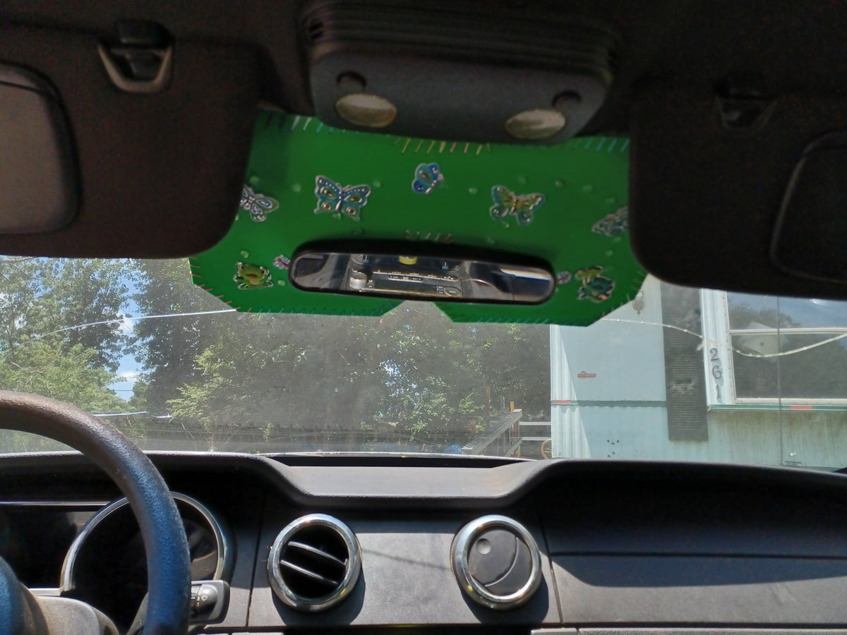 Froggy Green Car Visor – Fun Handmade Sunshade, Veteran-Made by Dots Car Visors